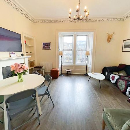 شقة Open Plan 2 Bed Apt, Near Edinburgh Castle المظهر الخارجي الصورة